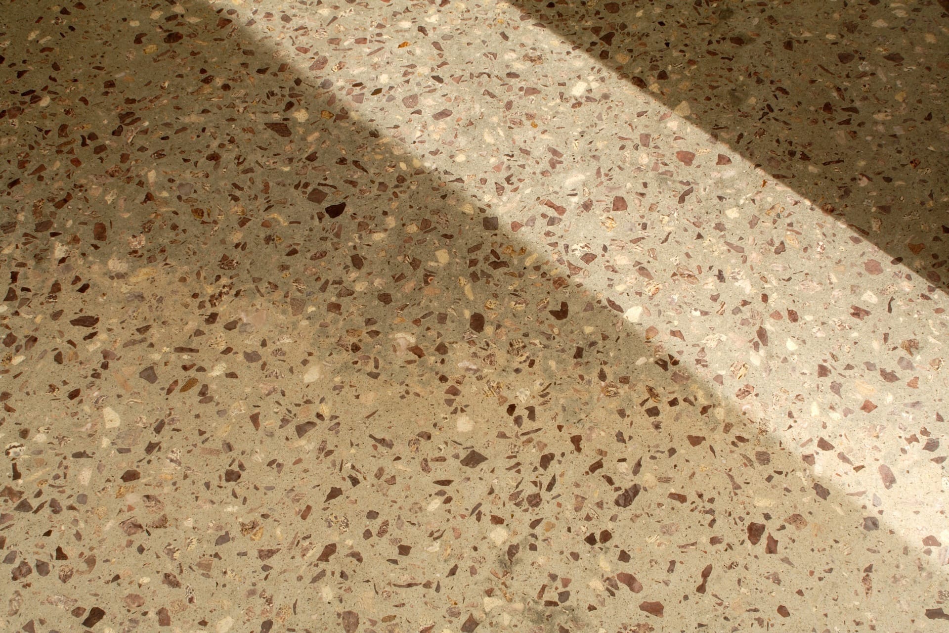 Concrete polishing for residential and commercial floors on the Sunshine Coast and Brisbane. - Honed & Polished Concrete meeting