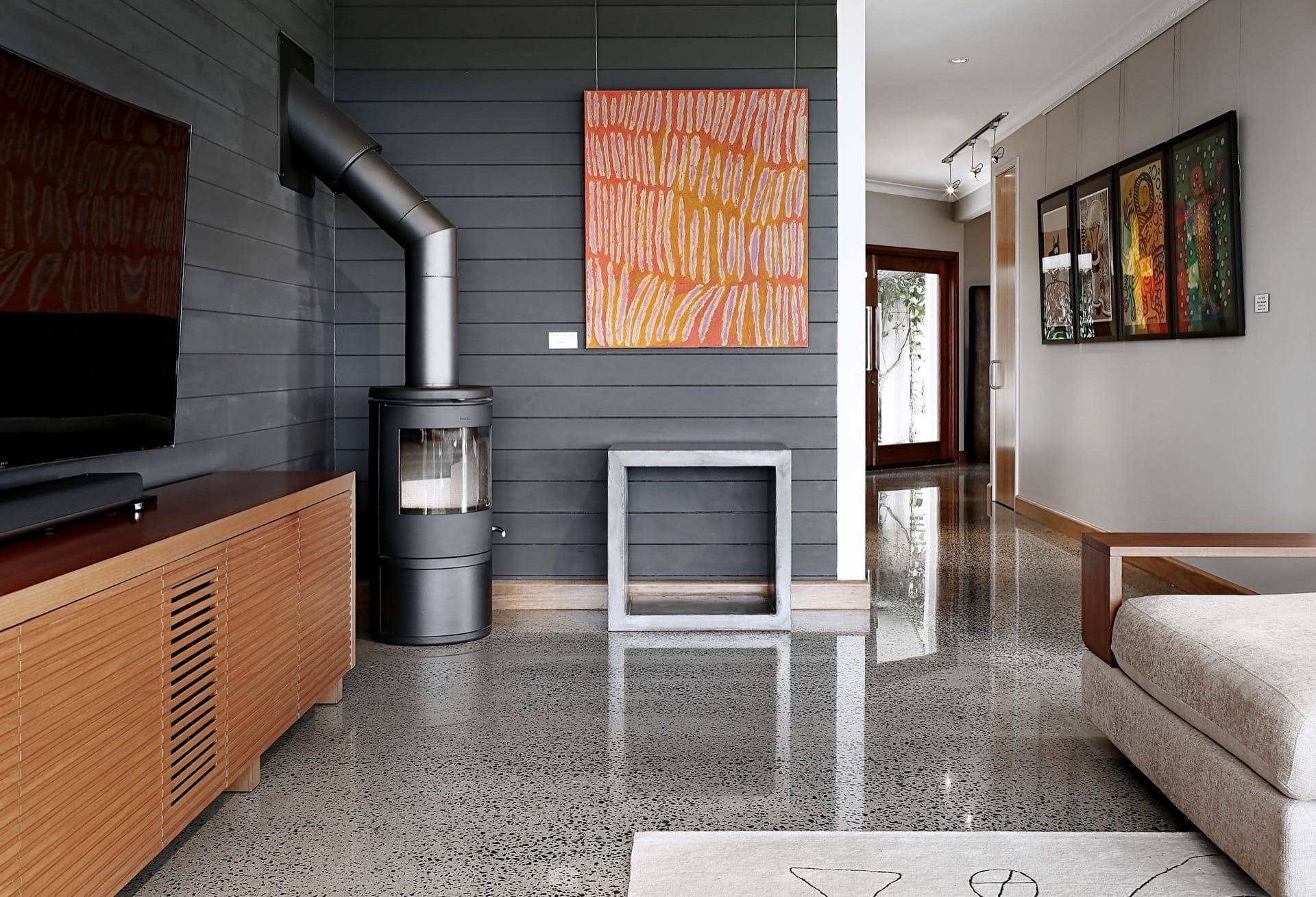 Concrete polishing for residential and commercial floors on the Sunshine Coast and Brisbane. - Honed & Polished Concrete working in the studio