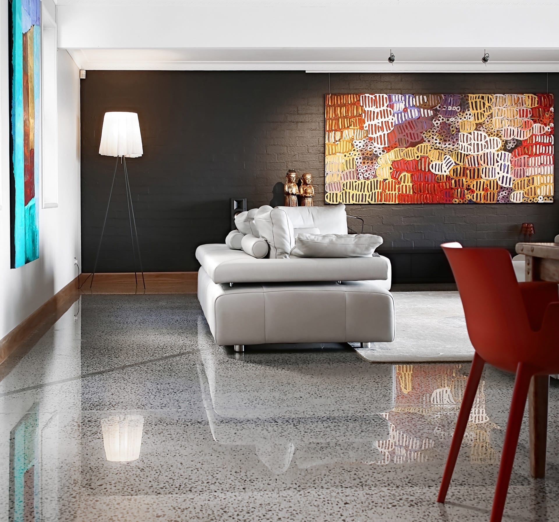 Concrete polishing for residential and commercial floors on the Sunshine Coast and Brisbane. - Honed & Polished Concrete meeting